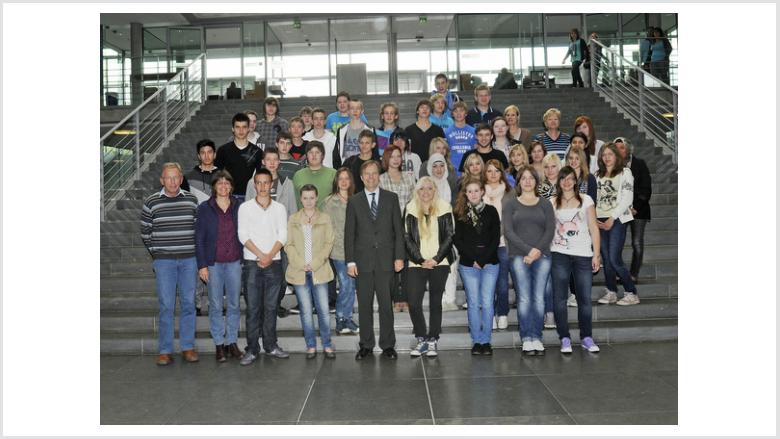 Schüler der Käthe-Kollwitz Realschule glänzten beim Bundestagsbesuch mit ihrem Geschichtswissen